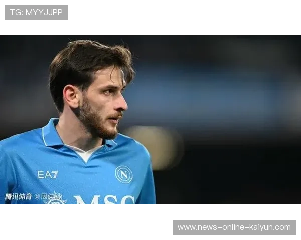 那不勒斯克瓦拉茨赫利亚突破摔倒瞬间扫射得分,令人惊叹的绝妙进球 那不勒斯克瓦拉茨赫利亚突破摔倒瞬间扫射得分,令人惊叹的绝妙进球